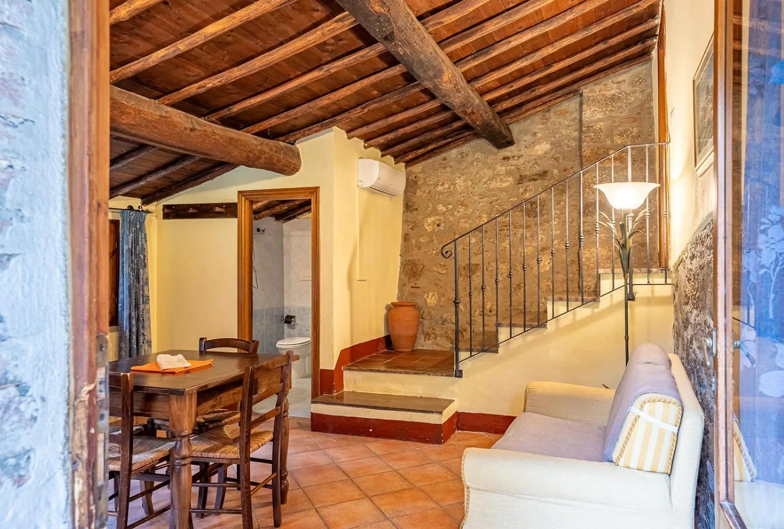 Antico Borgo Poggiarello Pension Monteriggioni