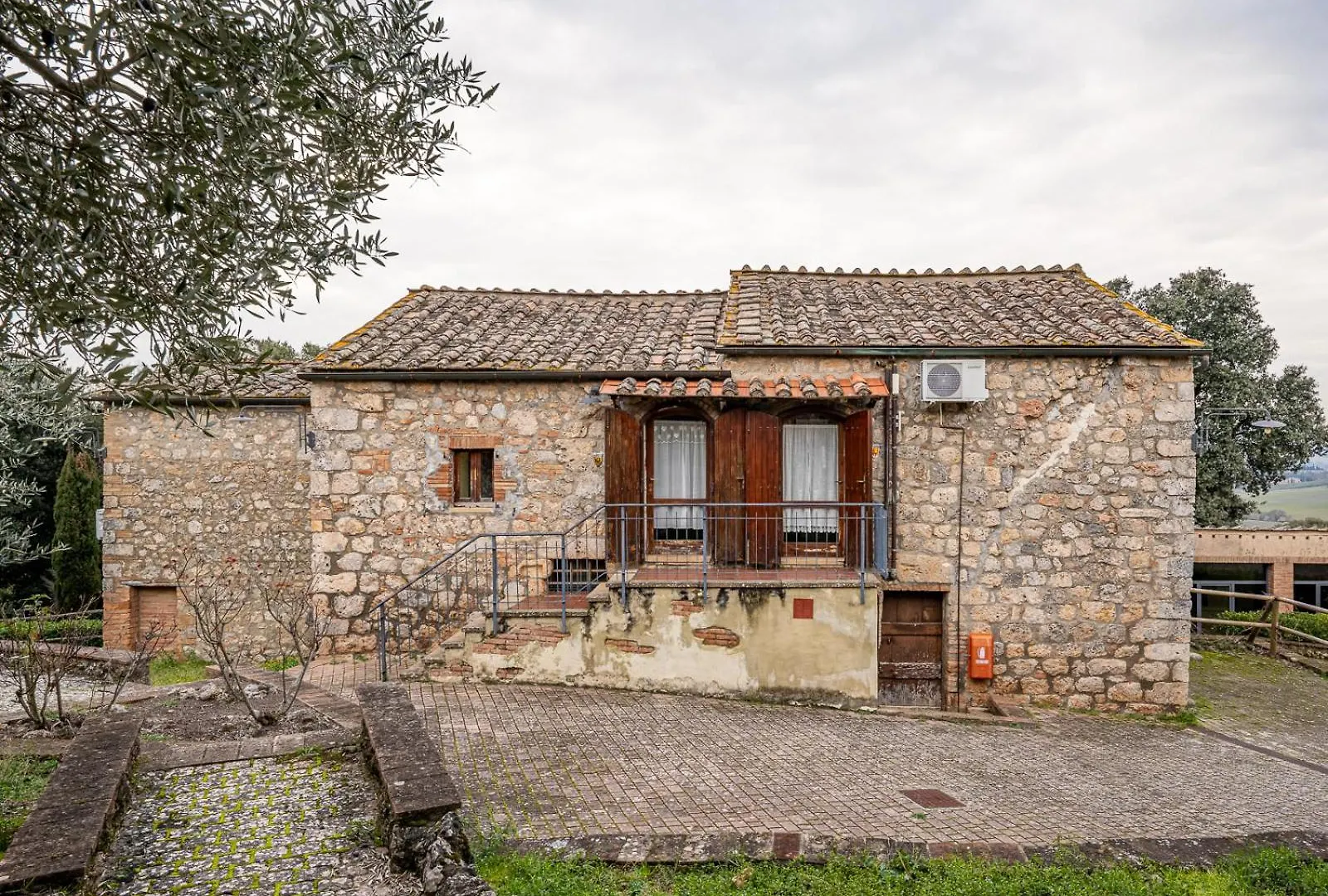 Antico Borgo Poggiarello Guest House Monteriggioni 0*,  Italy