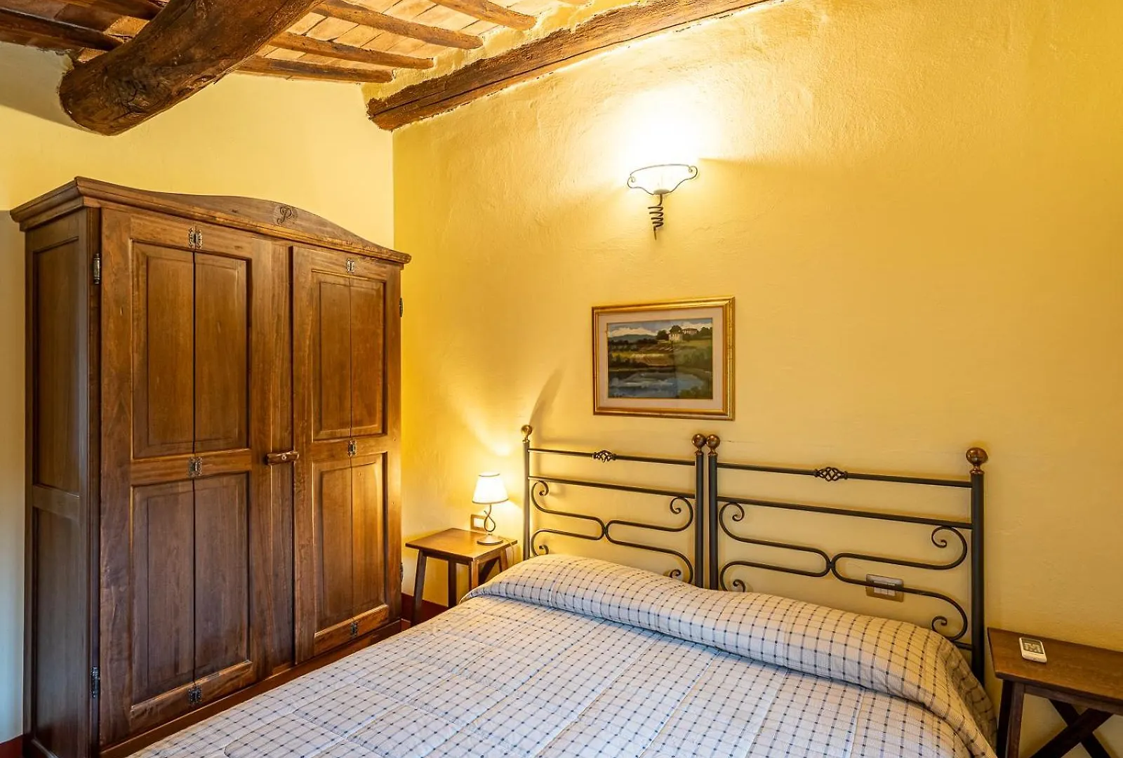 Antico Borgo Poggiarello Guest House Monteriggioni Country house