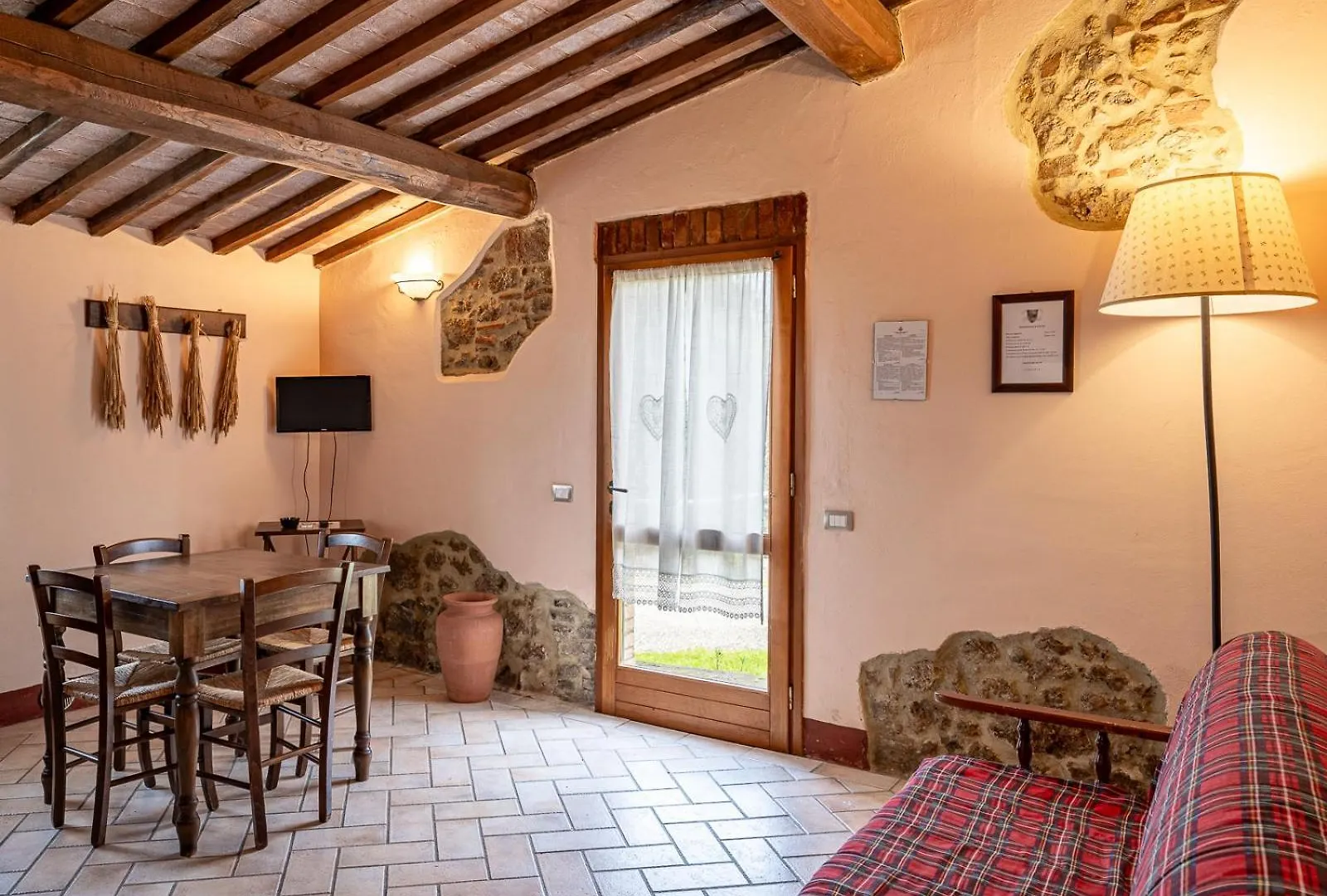 Antico Borgo Poggiarello Guest House Monteriggioni Italy