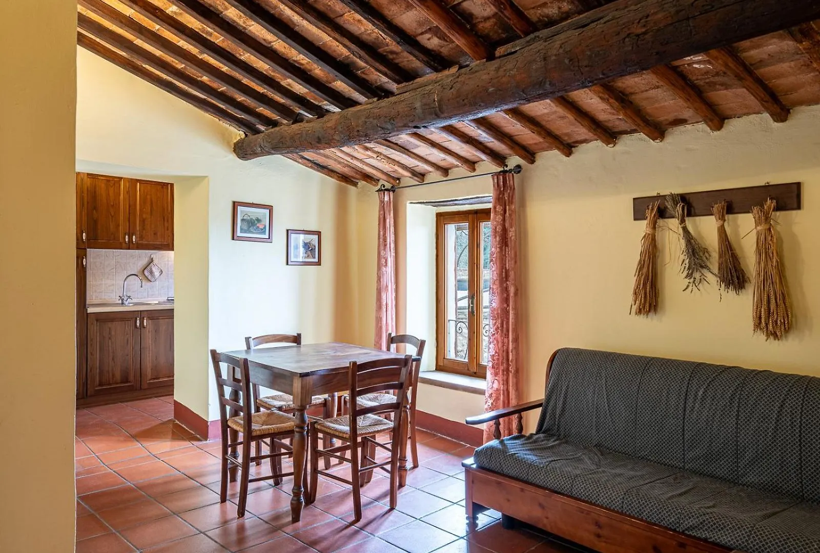 Maison d'hôtes Antico Borgo Poggiarello à Monteriggioni Séjour à la campagne