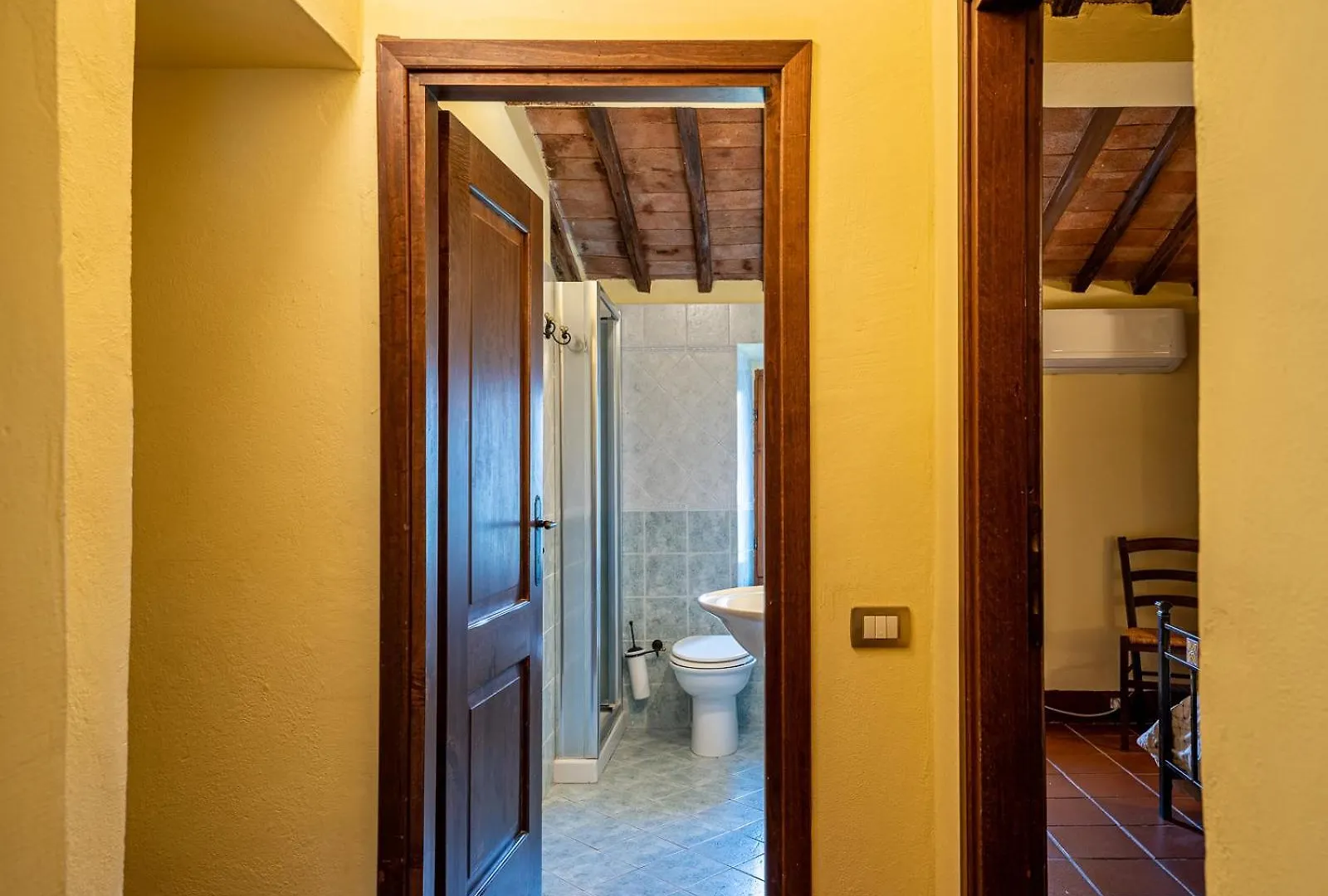 Antico Borgo Poggiarello Guest House Monteriggioni Country house