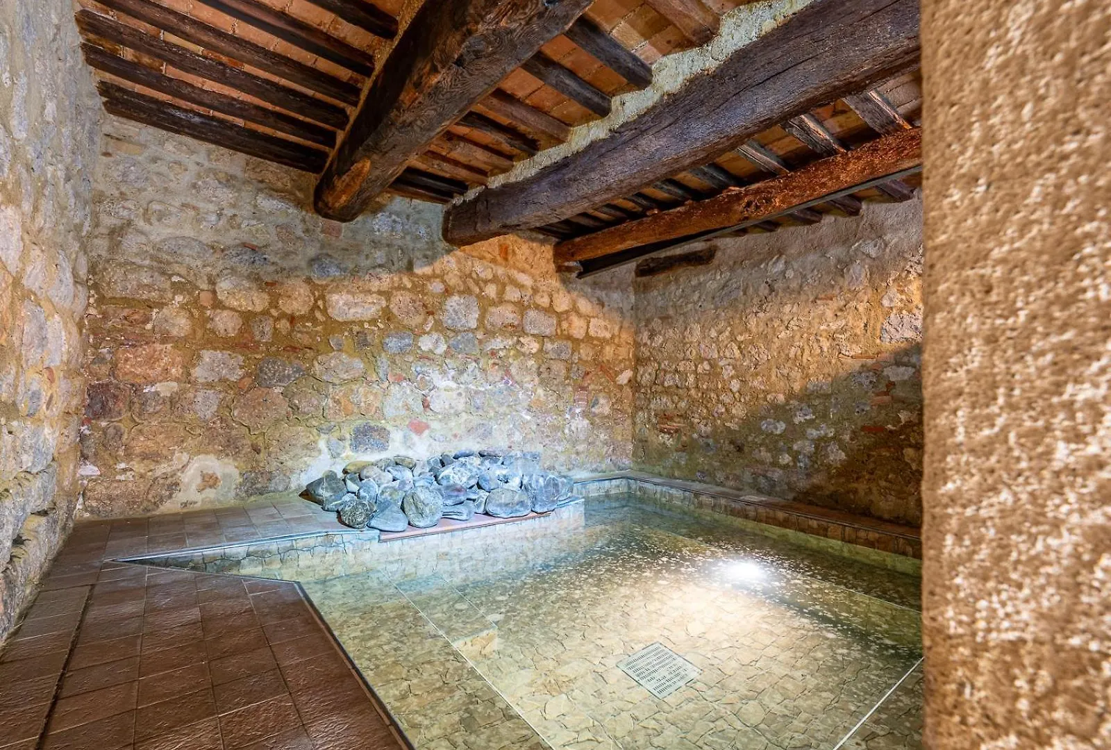 Antico Borgo Poggiarello Guest House Monteriggioni