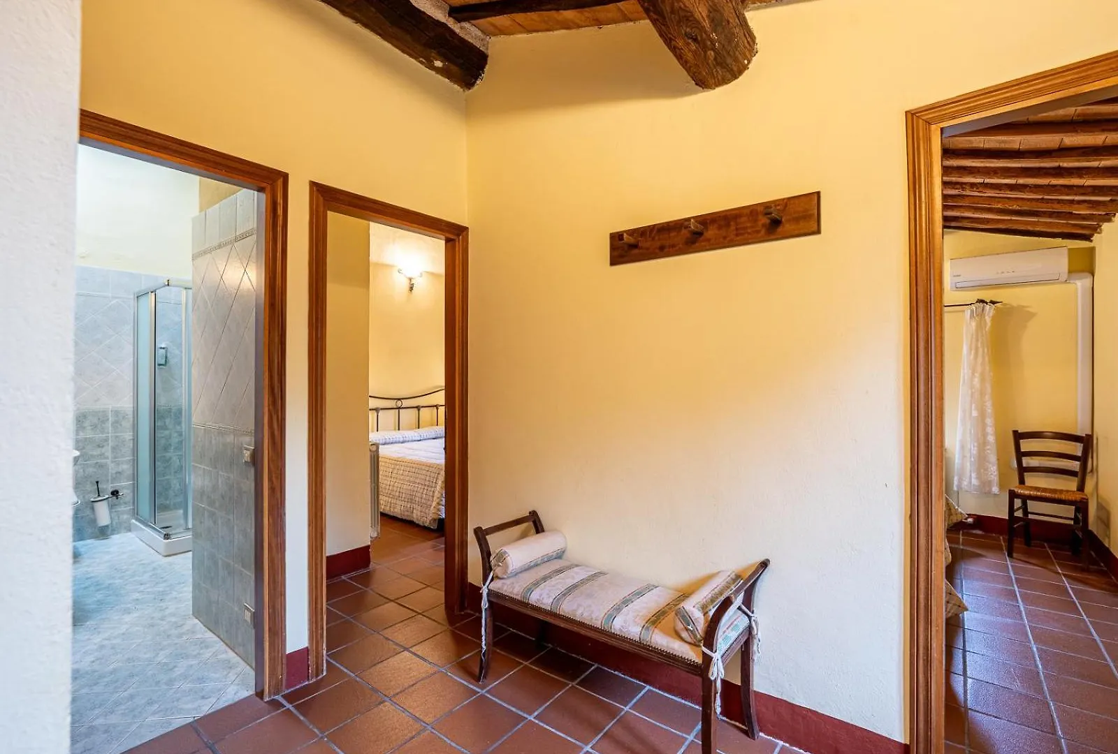 Antico Borgo Poggiarello Guest House Monteriggioni 0*,
